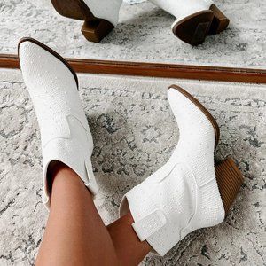 NEW🔥Ivory Faux Pearl Embellished Cowboy Cowgirl Western Heel Ankle Booties Boot